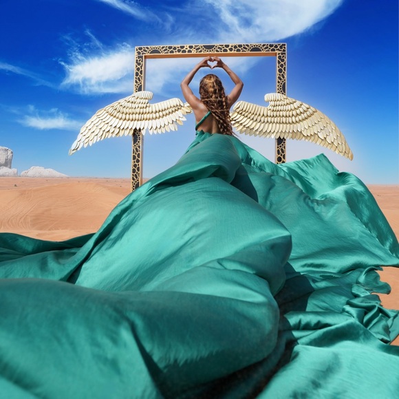 Meet your Posher, Kimberly - Picture 1 of 1